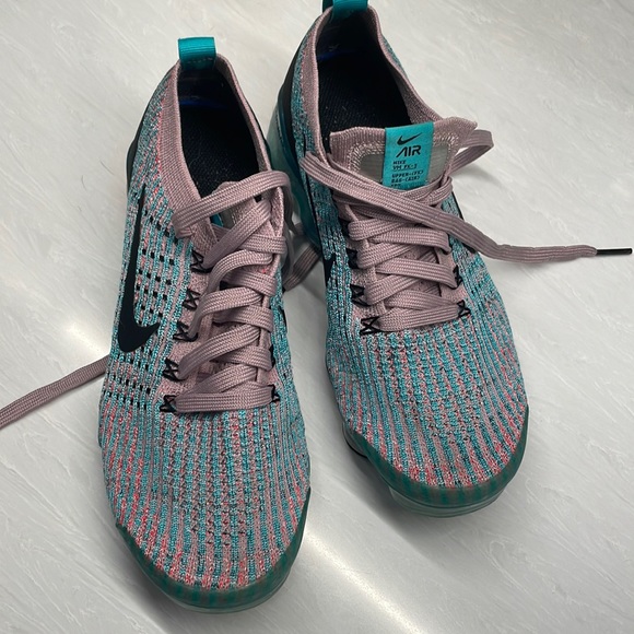 Nike Air Vapor Max - Picture 1 of 9